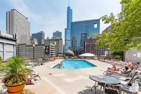 10 East Ontario Street Chicago IL 60611