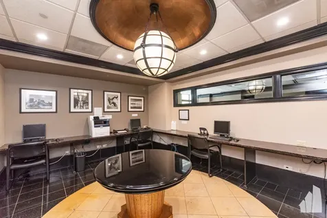 10 East Ontario Street Chicago IL 60611