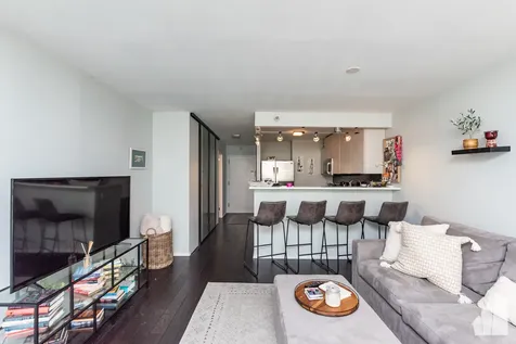 10 East Ontario Street Chicago IL 60611