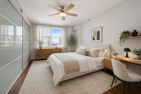 5 East 14th Place Chicago IL 60605