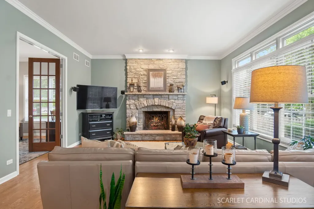 404 North Washington Street Wheaton IL 60187