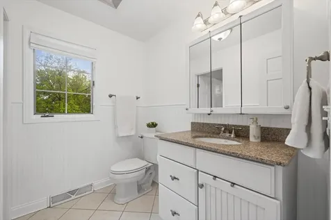 1258 Scott Avenue Winnetka IL 60093