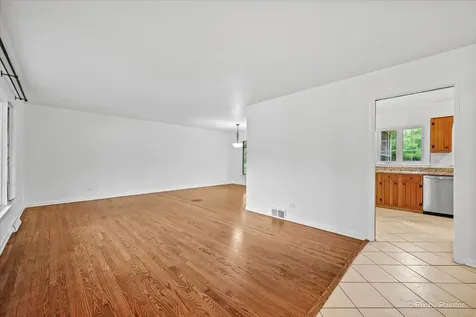 116 South Deerpath Road Barrington IL 60010