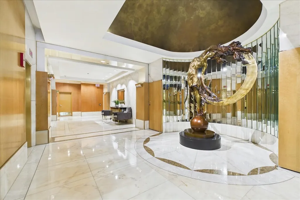 111 East Chestnut Street Chicago IL 60611