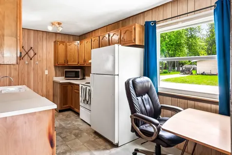 525 Grant Street Chenoa IL 61726