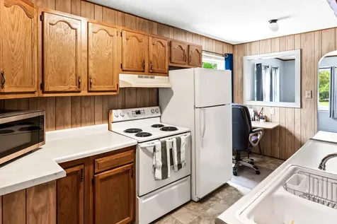 525 Grant Street Chenoa IL 61726