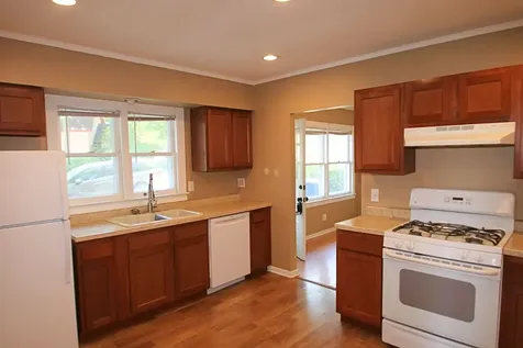 3300 North Rocky Beach Road Mchenry IL 60051