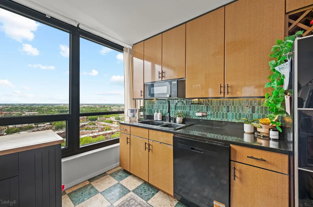 2020 North Lincoln Park West Chicago IL 60614