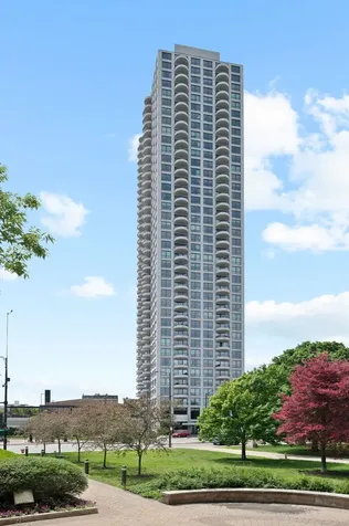 2020 North Lincoln Park West Chicago IL 60614