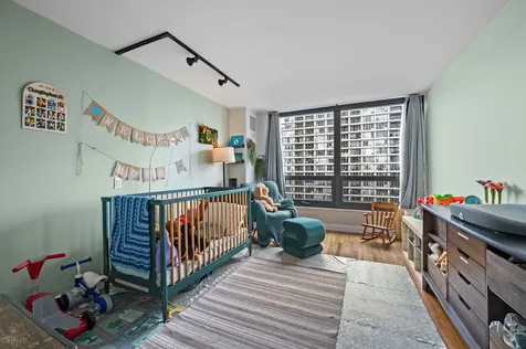 2020 North Lincoln Park West Chicago IL 60614