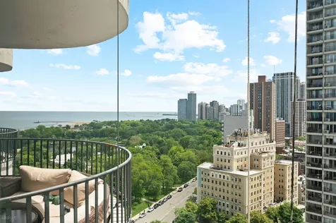 2020 North Lincoln Park West Chicago IL 60614