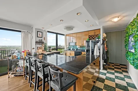 2020 North Lincoln Park West Chicago IL 60614
