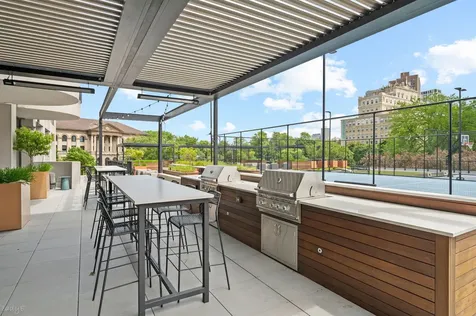 2020 North Lincoln Park West Chicago IL 60614