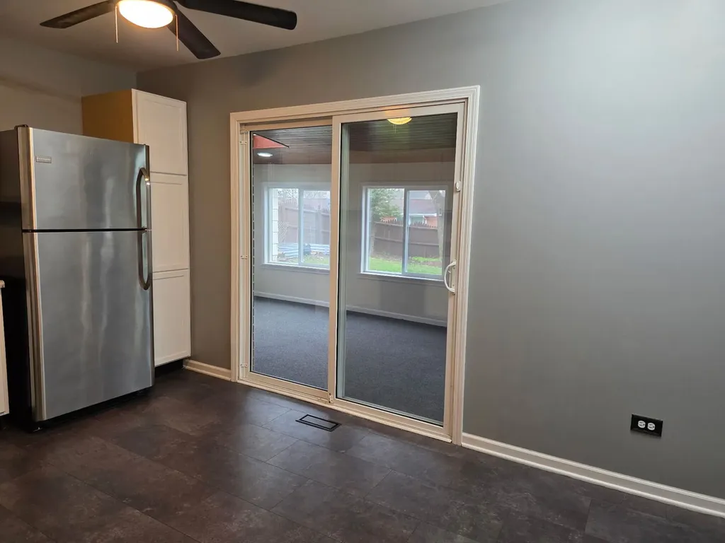9407 Elm Avenue Mokena IL 60448