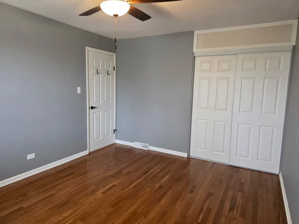 9407 Elm Avenue Mokena IL 60448