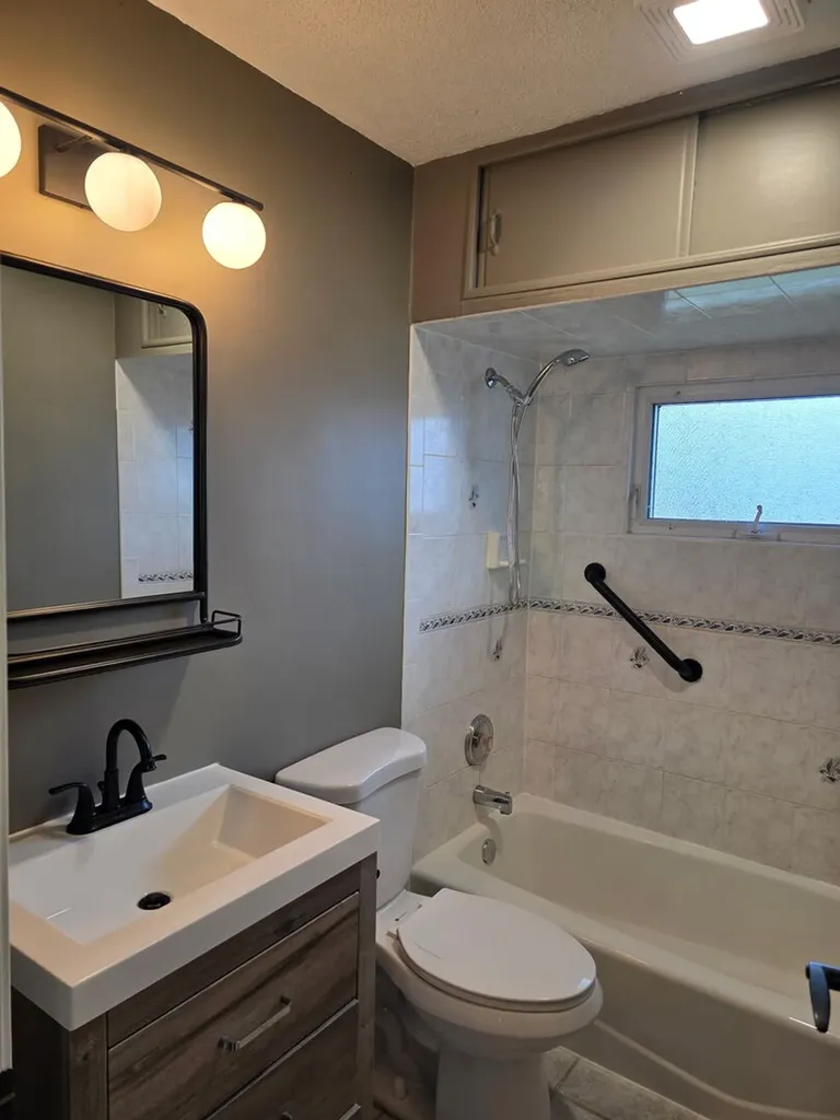 9407 Elm Avenue Mokena IL 60448