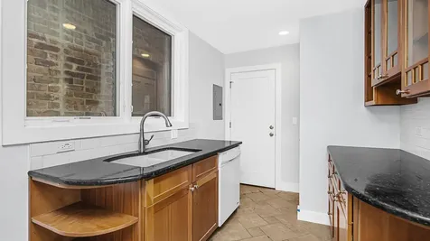 1648 North Sedgwick Street Chicago IL 60614
