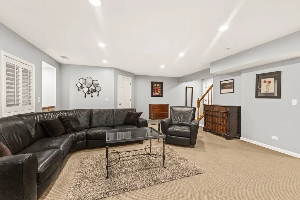 1746 Park Ridge Point Park Ridge IL 60068