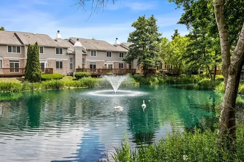 1746 Park Ridge Point Park Ridge IL 60068