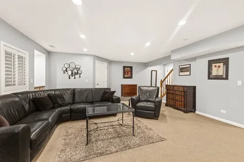 1746 Park Ridge Point Park Ridge IL 60068