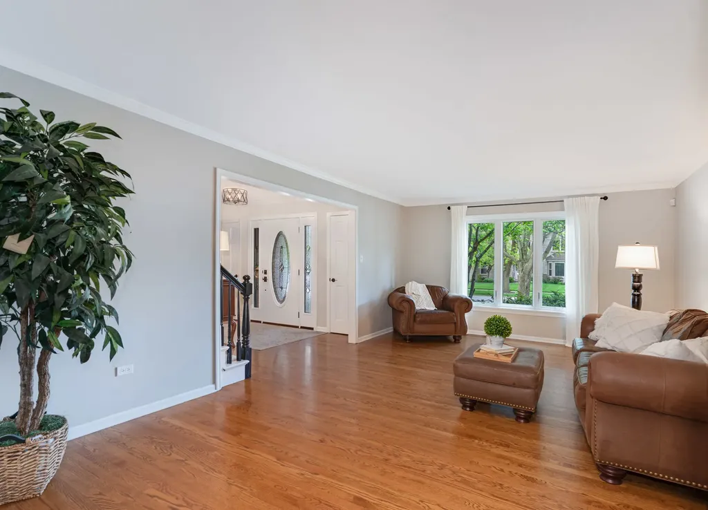 1385 Ginger Lane Naperville IL 60565