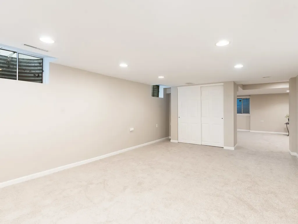 1385 Ginger Lane Naperville IL 60565