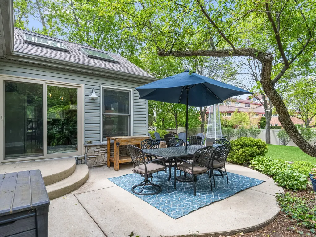 1385 Ginger Lane Naperville IL 60565
