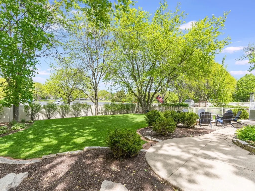 1385 Ginger Lane Naperville IL 60565