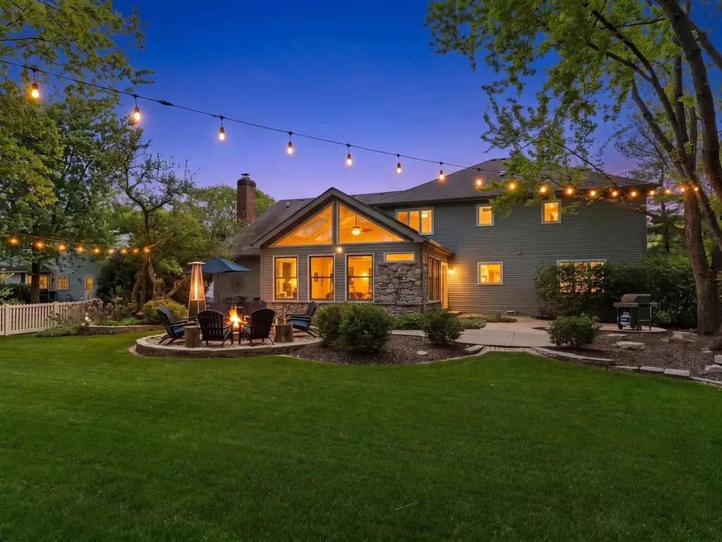1385 Ginger Lane Naperville IL 60565