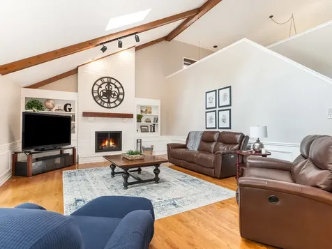 1385 Ginger Lane Naperville IL 60565