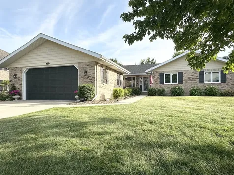 319 Berkshire Court Bourbonnais IL 60914