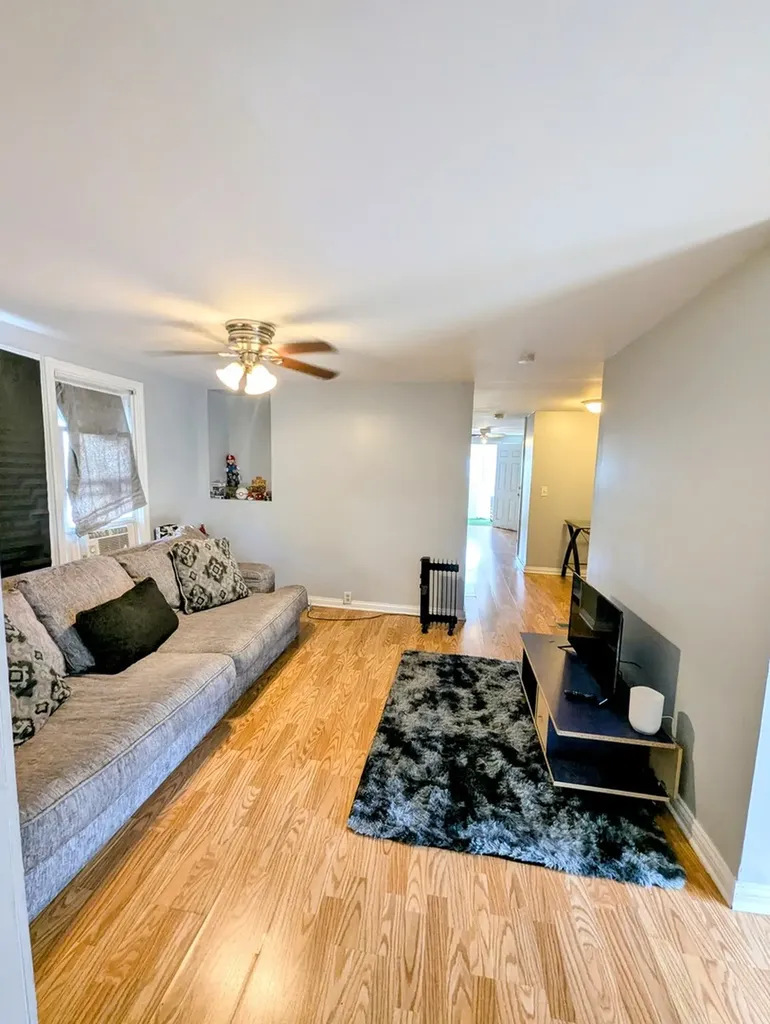 1041 North Spaulding Avenue Chicago IL 60651