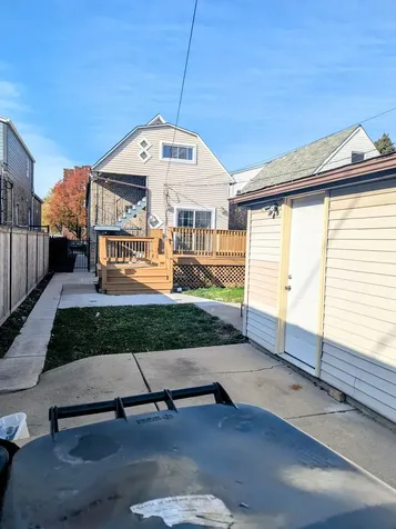 1041 North Spaulding Avenue Chicago IL 60651