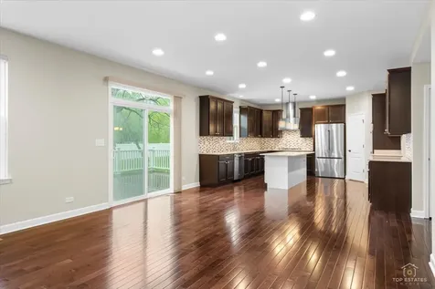 1551 East Olive Street Palatine IL 60074