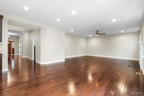 1551 East Olive Street Palatine IL 60074