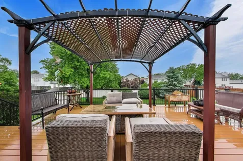909 Arrowhead Drive Elwood IL 60421