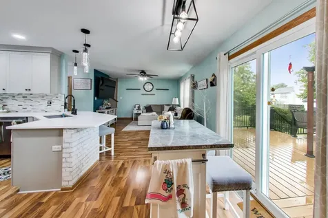 909 Arrowhead Drive Elwood IL 60421
