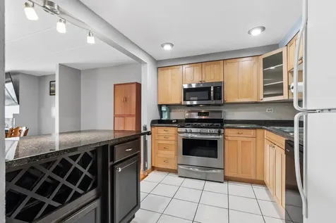 10416 Mansfield Avenue Oak Lawn IL 60453