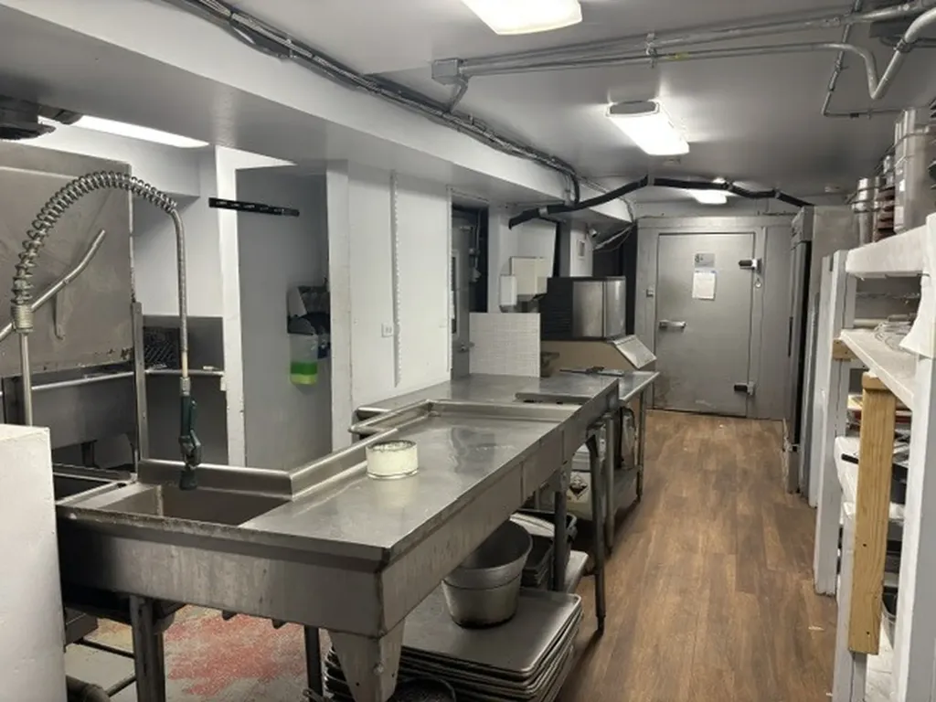 1450 West Webster Avenue Chicago IL 60614