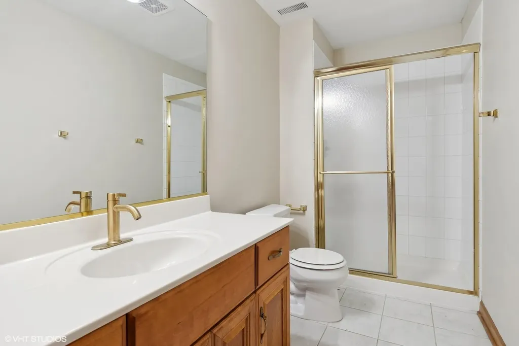 2327 Flat Rock Court Naperville IL 60564