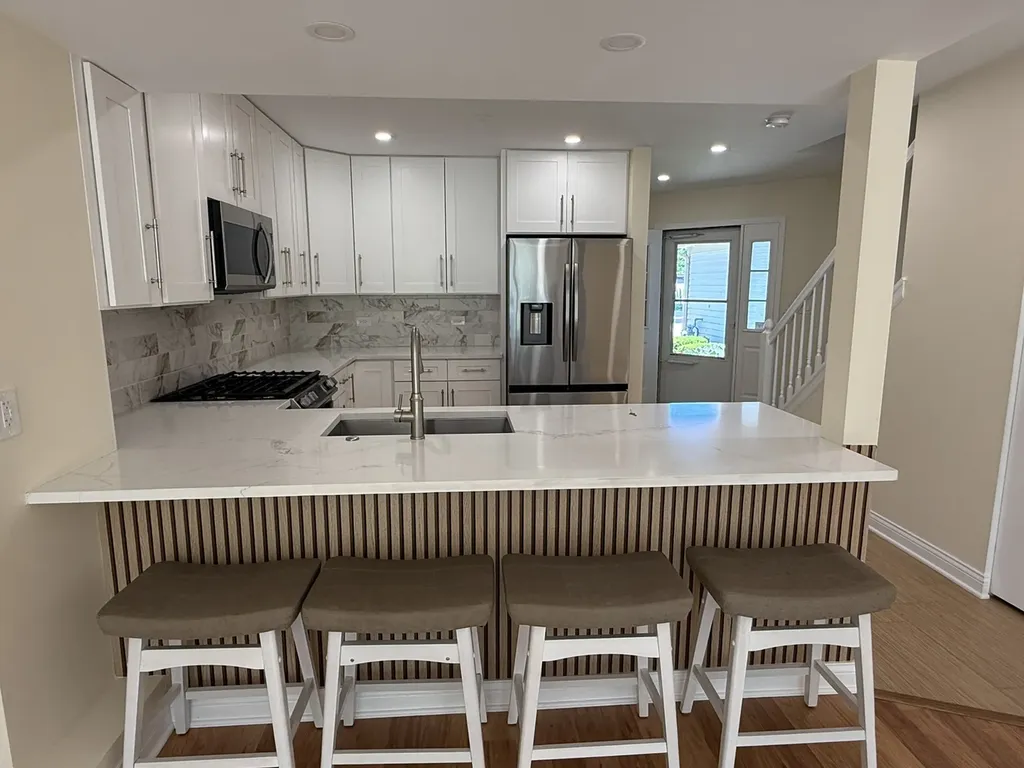 1971 Lilac Court Schaumburg IL 60193