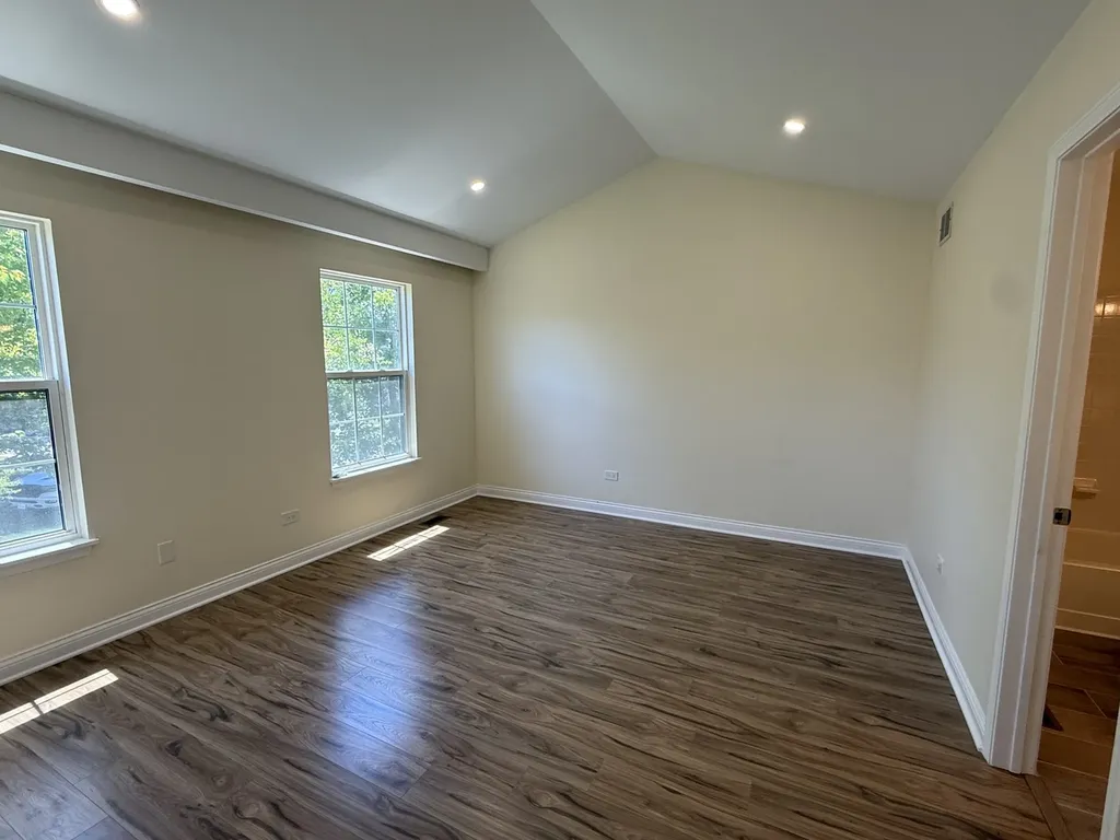 1971 Lilac Court Schaumburg IL 60193