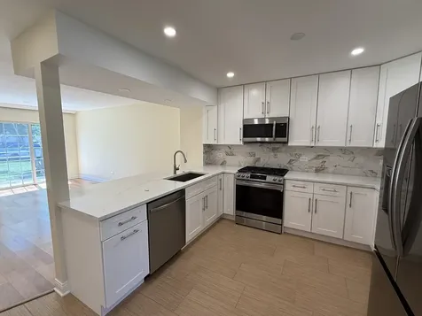 1971 Lilac Court Schaumburg IL 60193