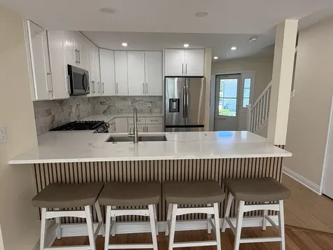 1971 Lilac Court Schaumburg IL 60193