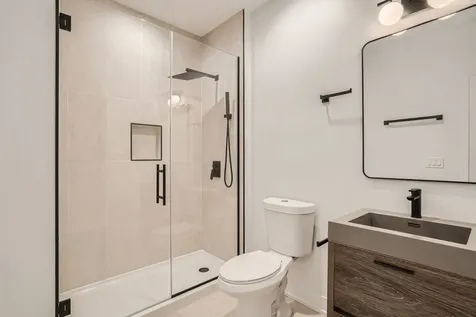 2602 North Springfield Avenue Chicago IL 60647