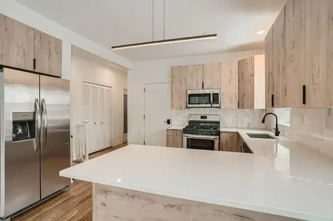 2602 North Springfield Avenue Chicago IL 60647