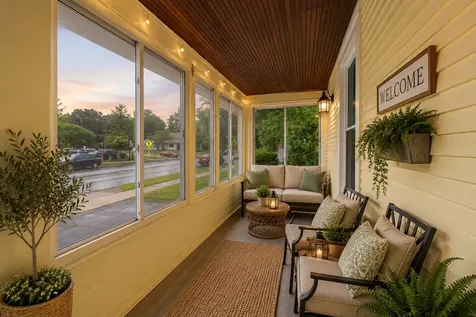 411 North Arlington Heights Road Arlington Heights IL 60004