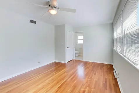 1326 South Dunton Avenue Arlington Heights IL 60005