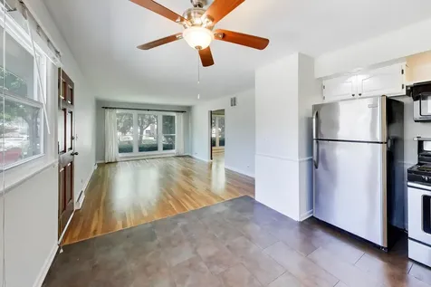1326 South Dunton Avenue Arlington Heights IL 60005