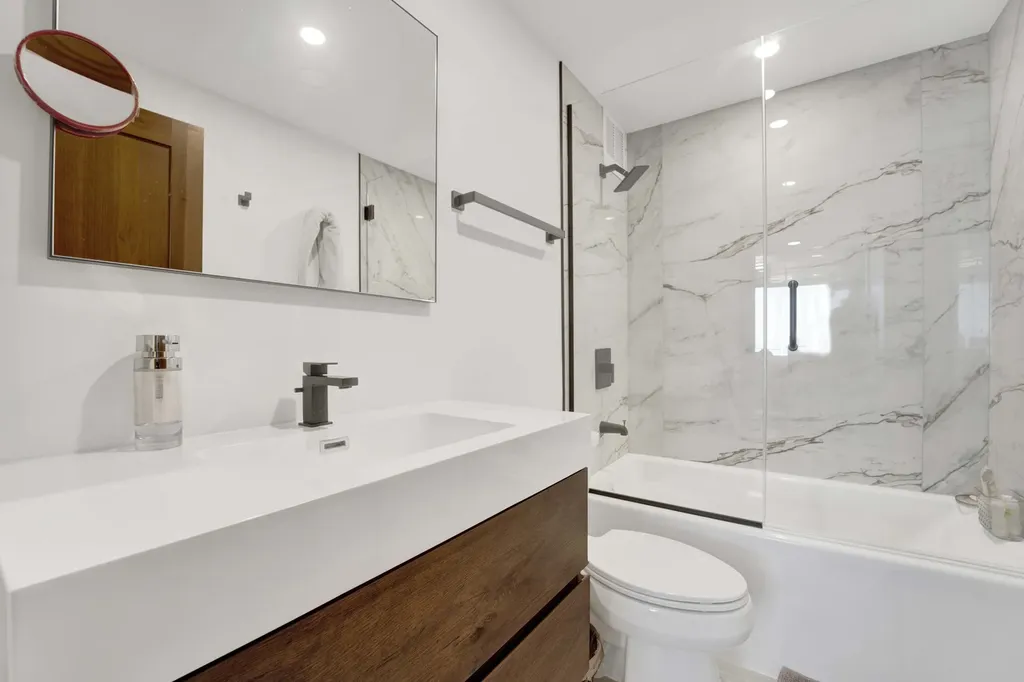 155 North Harbor Drive Chicago IL 60601